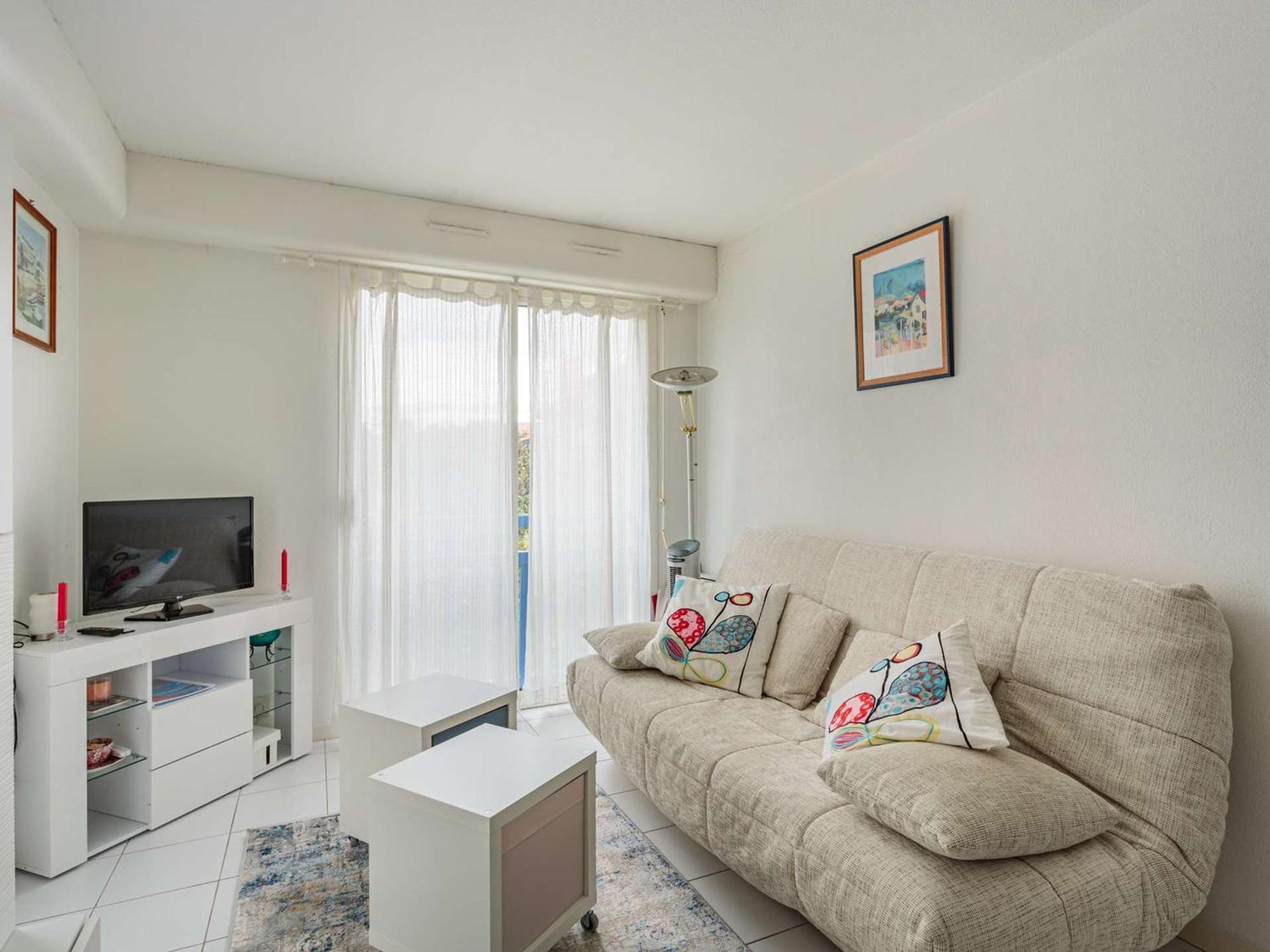 Appartement A 200 M De La Plage Avec Terrasse Et Parking, Au Coeur Des Commerces Et Restaurants - Fr-1-2-426 Hendaye Exterior foto